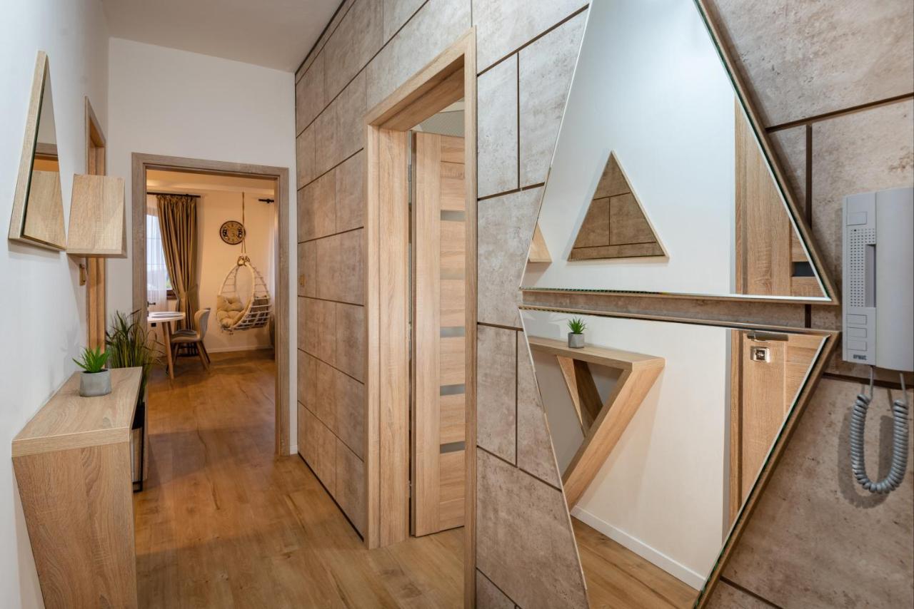 Goldenapartment Vel'ka Lomnica Eksteriør billede